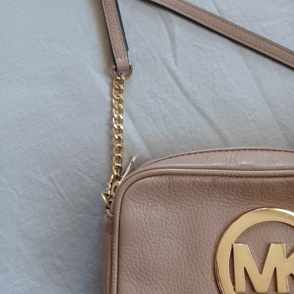 Michael Kors Crossbody Bag - Picture 9 of 11